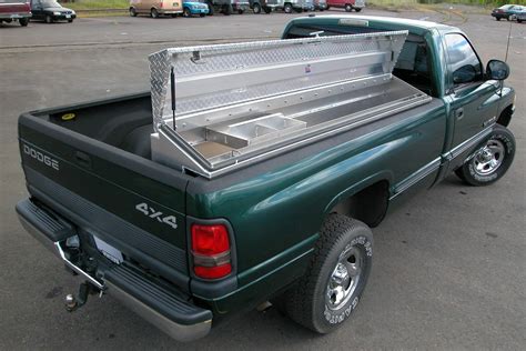 chevrolet metal tool box vintage|Chevrolet silverado 1500 tool box.